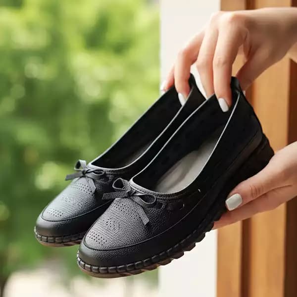 کفش طبی زنانه مدل ژینوس (مشکی)