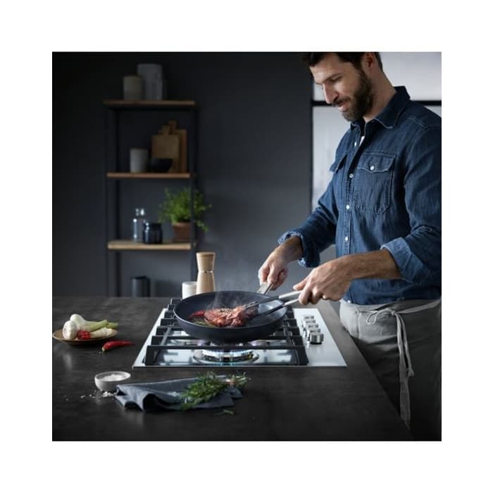 تابه استیک وی ام اف مدل WMF Steak Profi Fry Pan 28 cm — تصویر ۸