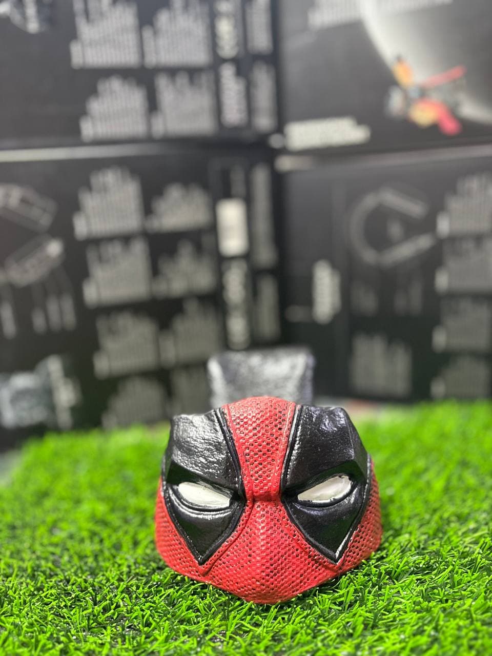استند دسته فانتزی طرح دد پول ( DeadPool )