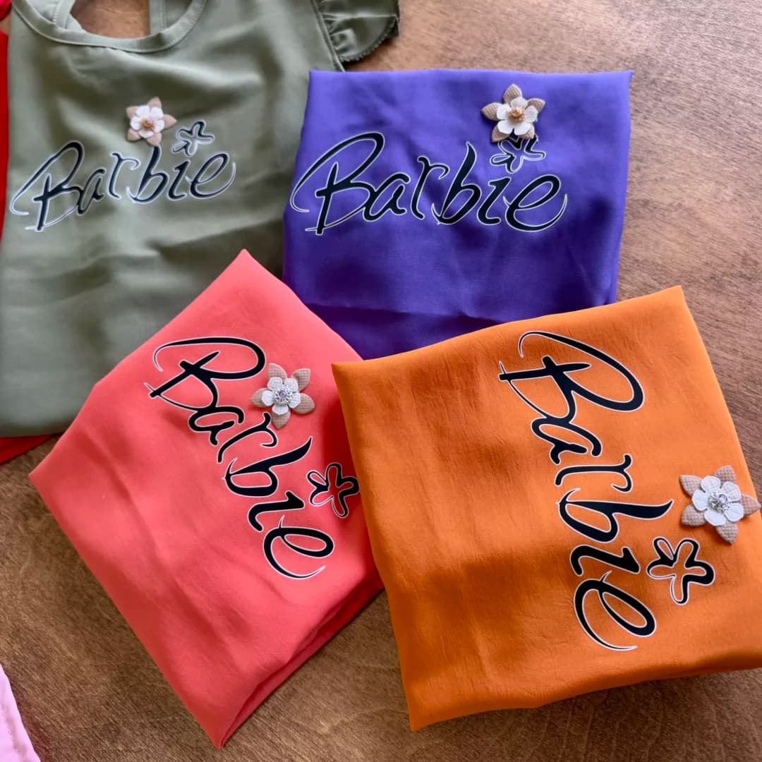 تاپ شلوارک دامنی گل برجسته Barbie سایز 45،50 کد 6283 — تصویر ۴