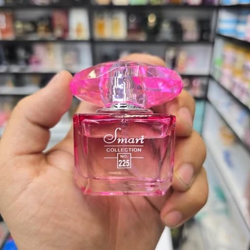 عطر جیبی اسمارت کالکشن کد 225 (رایحه مشابه ورساچه برایت کریستال) حجم 25 میلی لیتر — تصویر ۳