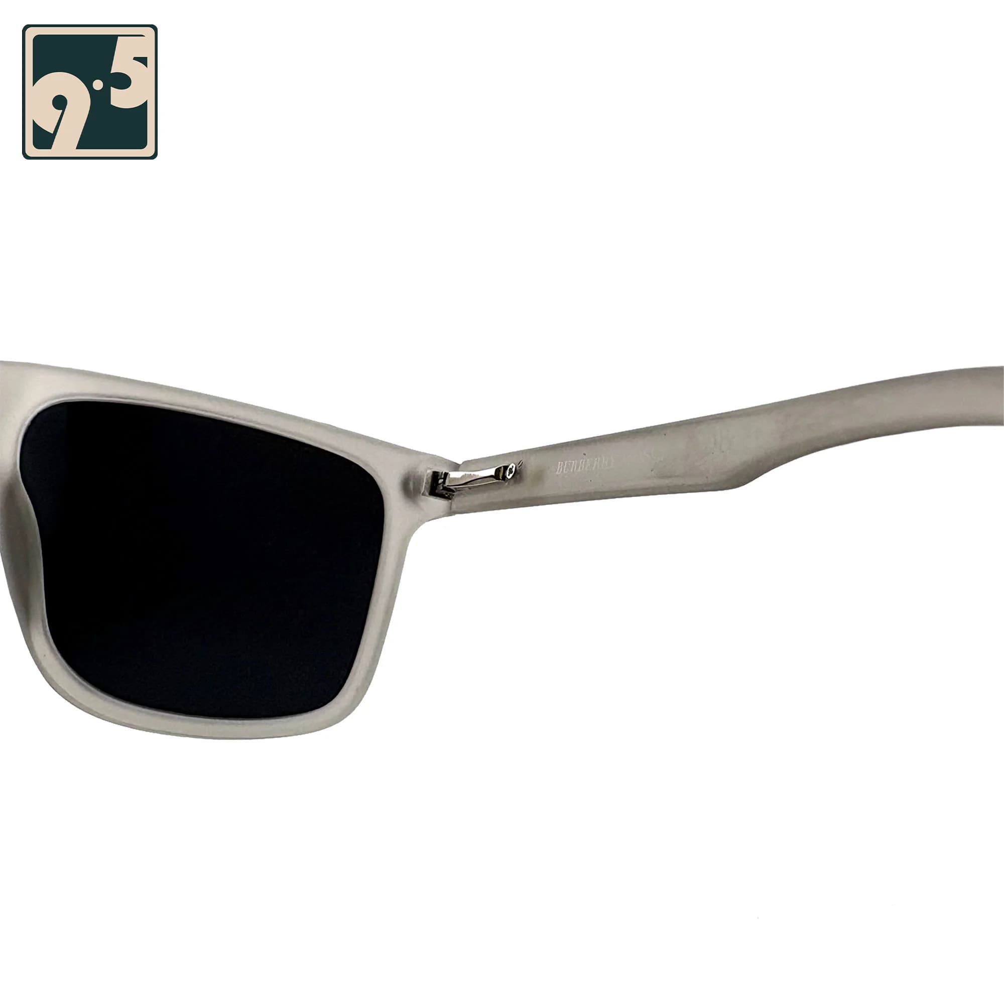 عینک آفتابی مردانه مات دودی Burberry 9829 — تصویر ۶