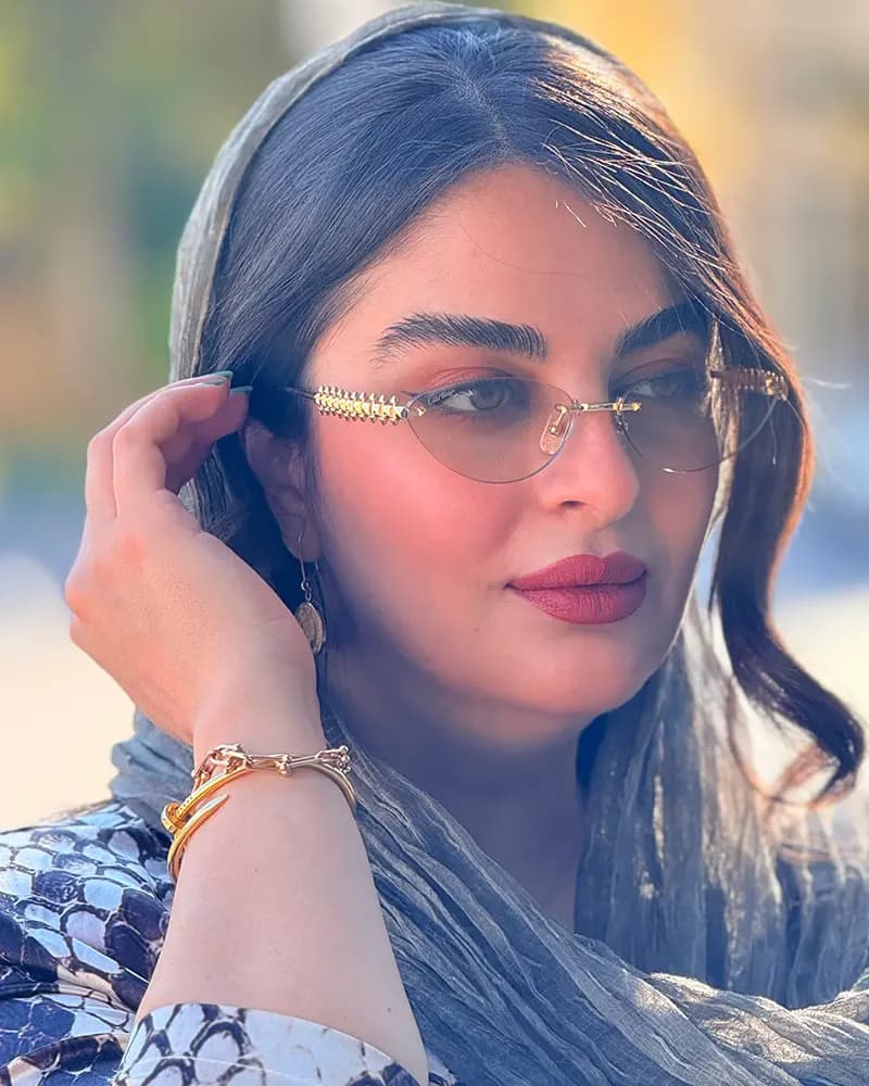 عینک طبی زنانه کارتیر مدل CARTIER CT0543S — تصویر ۳