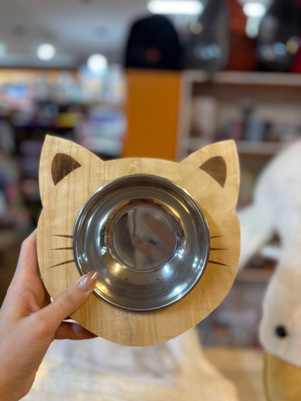 ظرف آب و غذای گربه چوبی طرح دار پایه دار