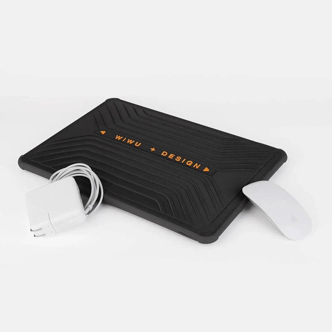 کاور مک بوک ویوو 13.6/14.2 اینچی مدل Defender Sleeve Pro — تصویر ۴