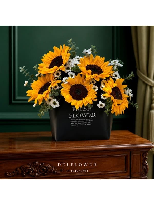 گل برای جشن تولد نوزاد
