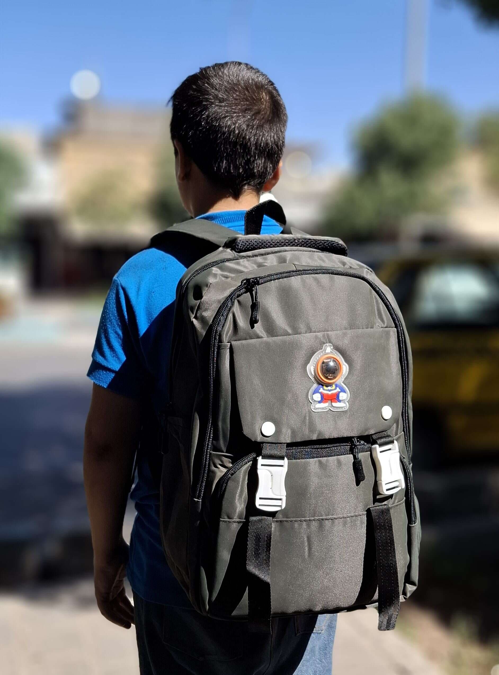 کوله مدرسه فضایی