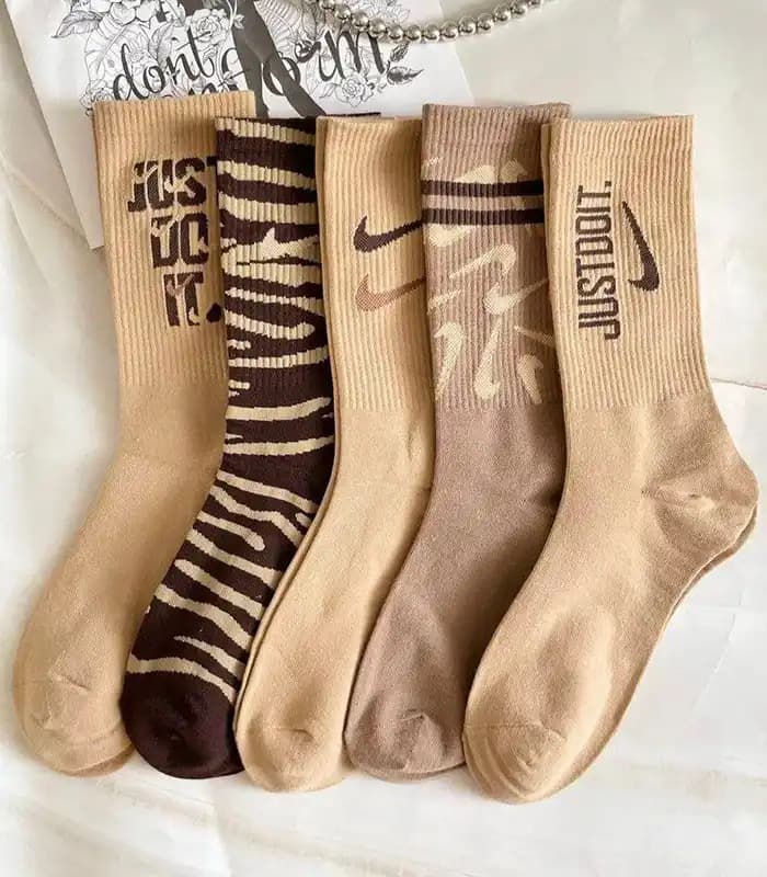 جوراب زنانه ساقدار فانتزی Nike — تصویر ۲