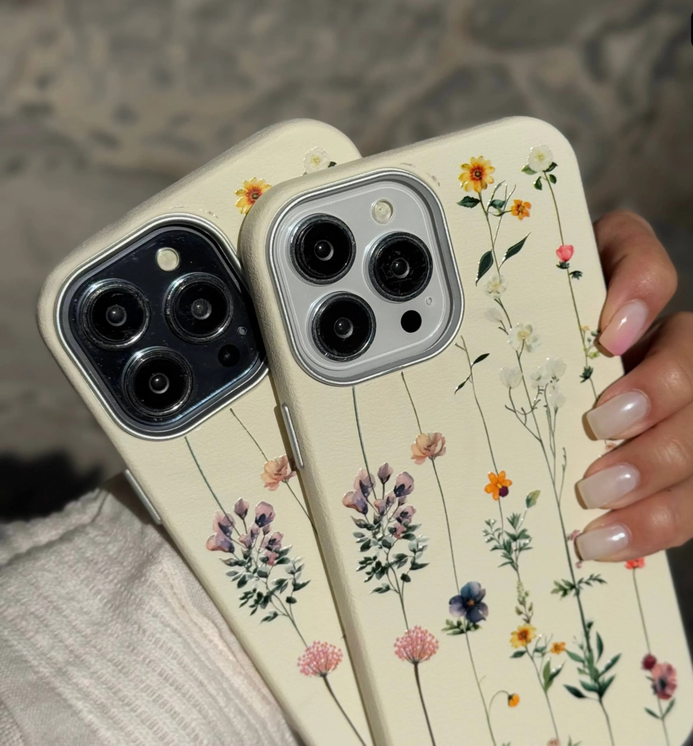 قاب طرح گل خیزران چرمی آیفون iPhone 11 Pro Max | قاب چرمی فانتزی با طراحی گل خاص — تصویر ۲