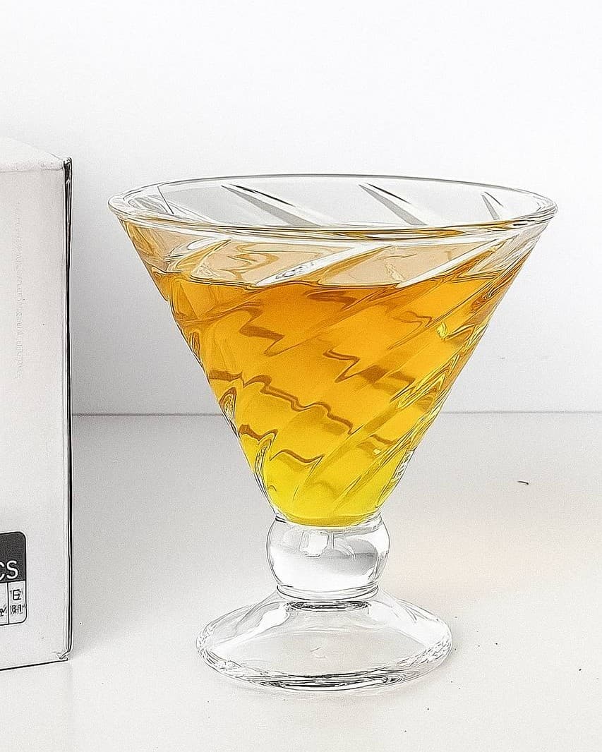 بستنی و دسرخوری tangie دلی گلس deli glass