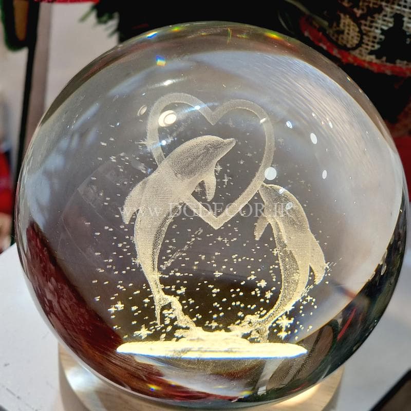 گوی کریستال نورانی دلفین و قلب سایز بزرگ قطر 10 سانت