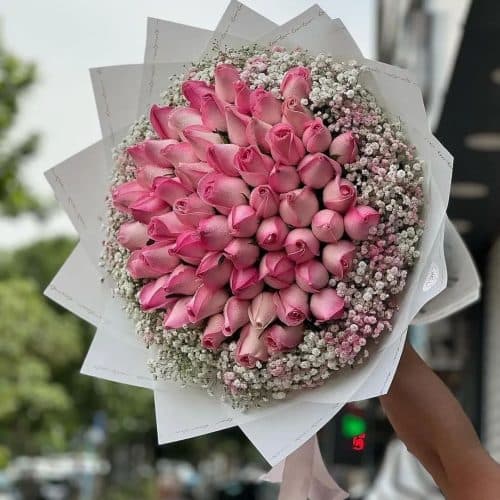 گل برای تبریک روز زن جدید