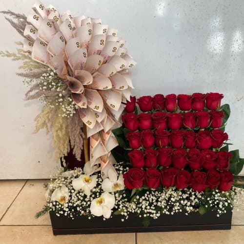 گل و هدیه روز مادر کارمندان