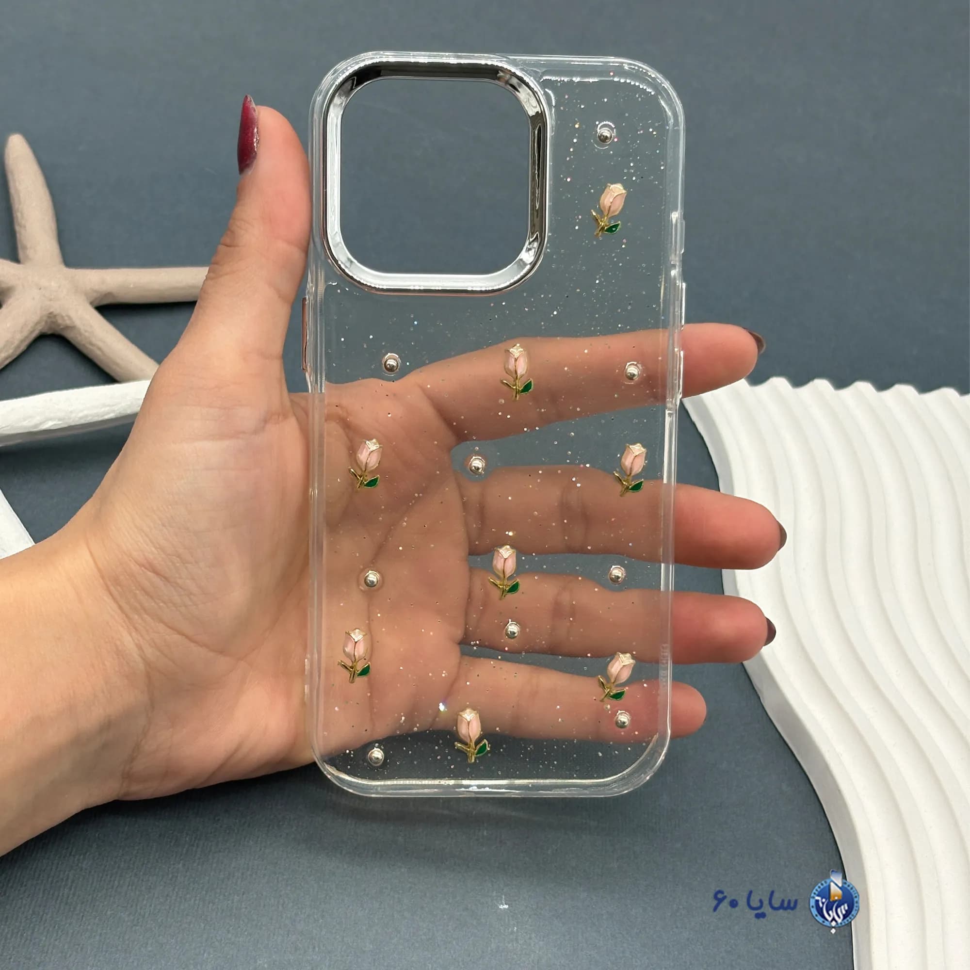 قاب موبایل IPHONE 16 PRO رزینی اکلیلی طلایی مدل گل رُز