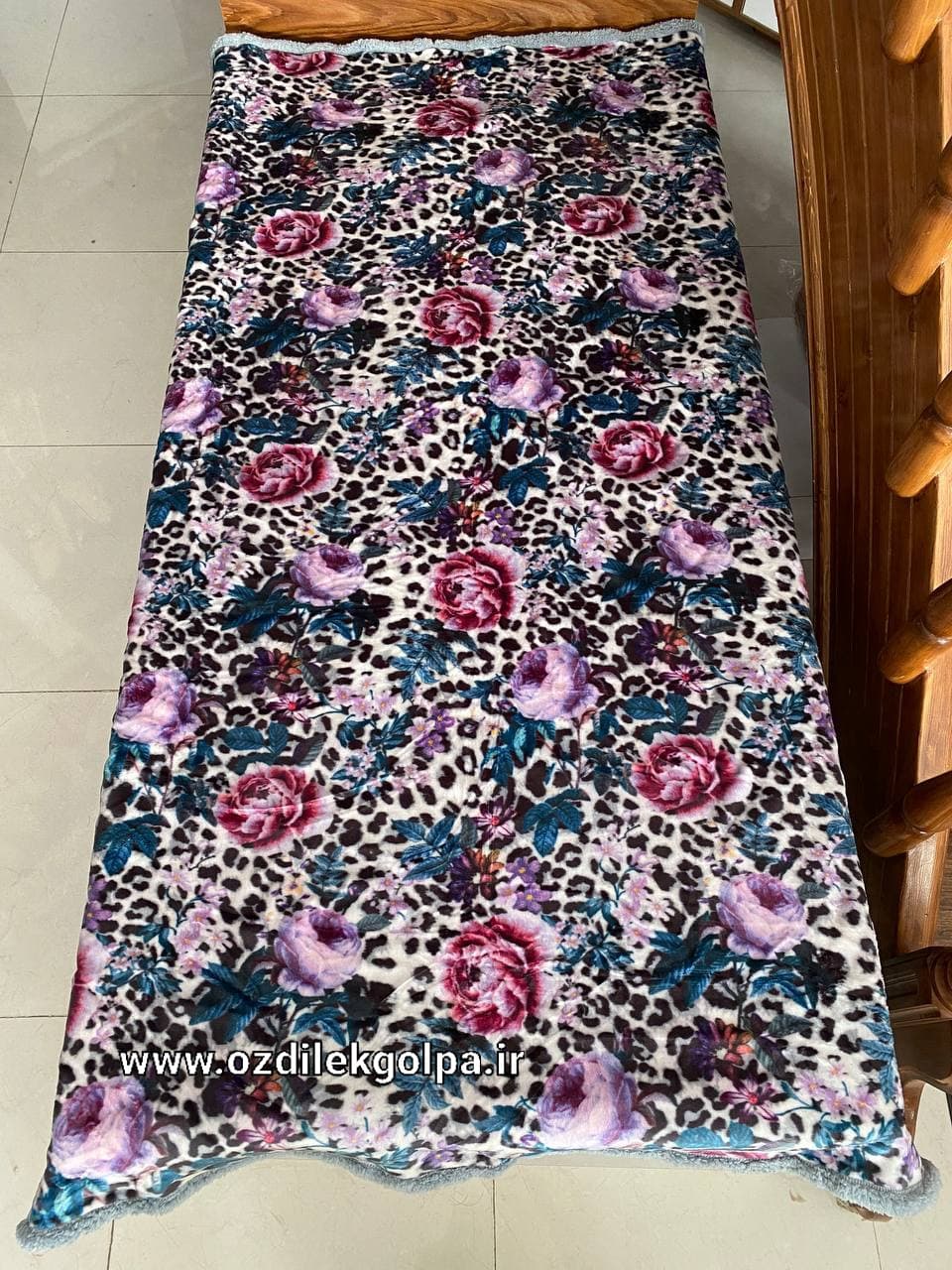 پتو یکنفره دو لایه پشت تدی طرح اسپرت برند پریسان مدل 4 سایز 160 در 220 — تصویر ۲