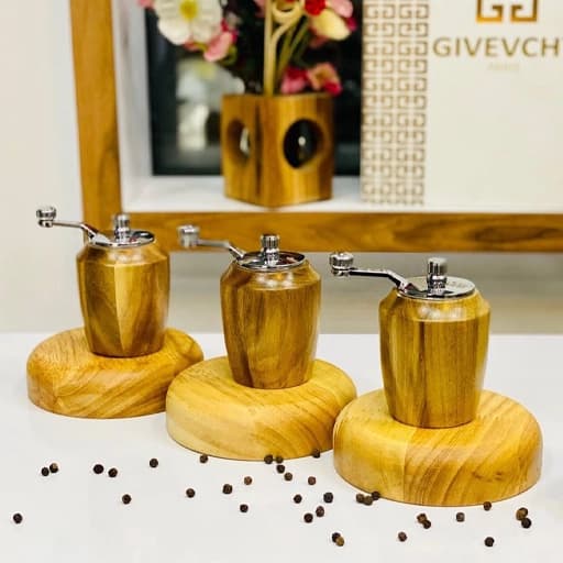 فلفل ساب دستی چوبی تیره خمره ای برند شنگیا