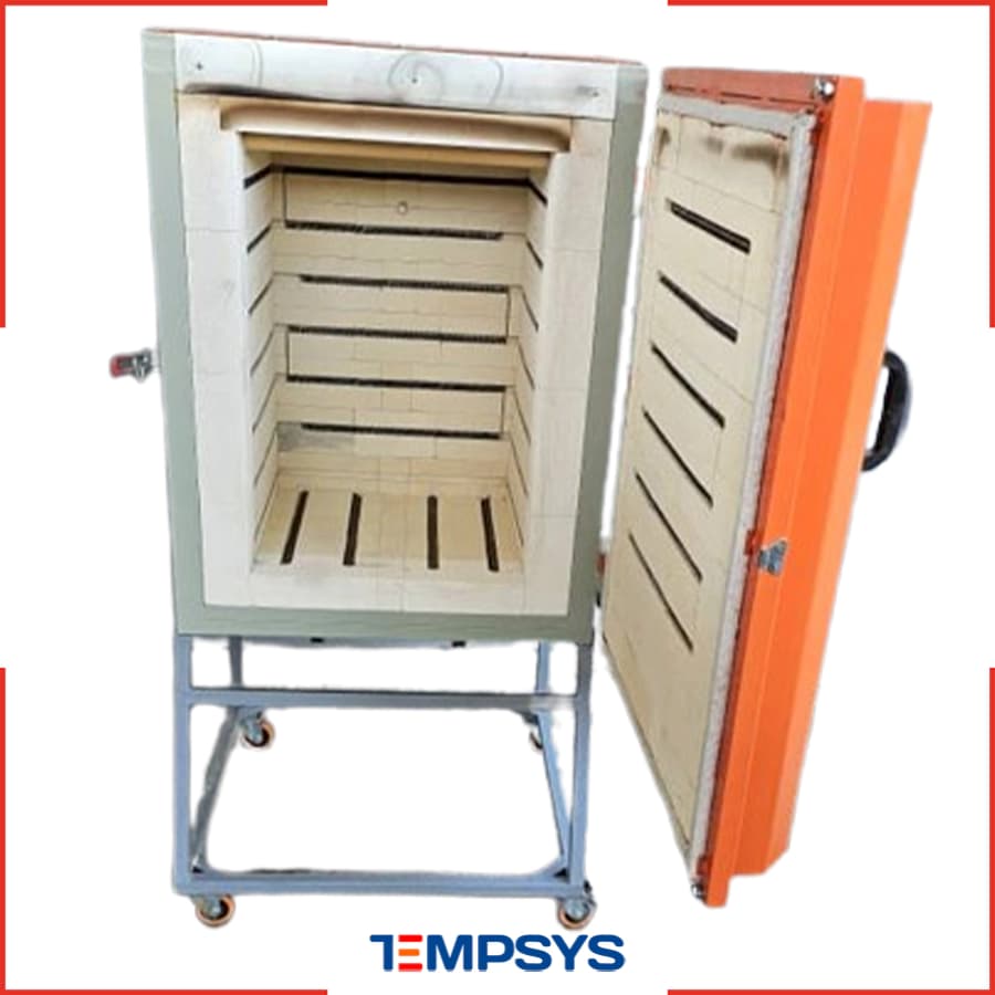 کوره ایستاده 100 لیتری ( رنج دما 1200 درجه )