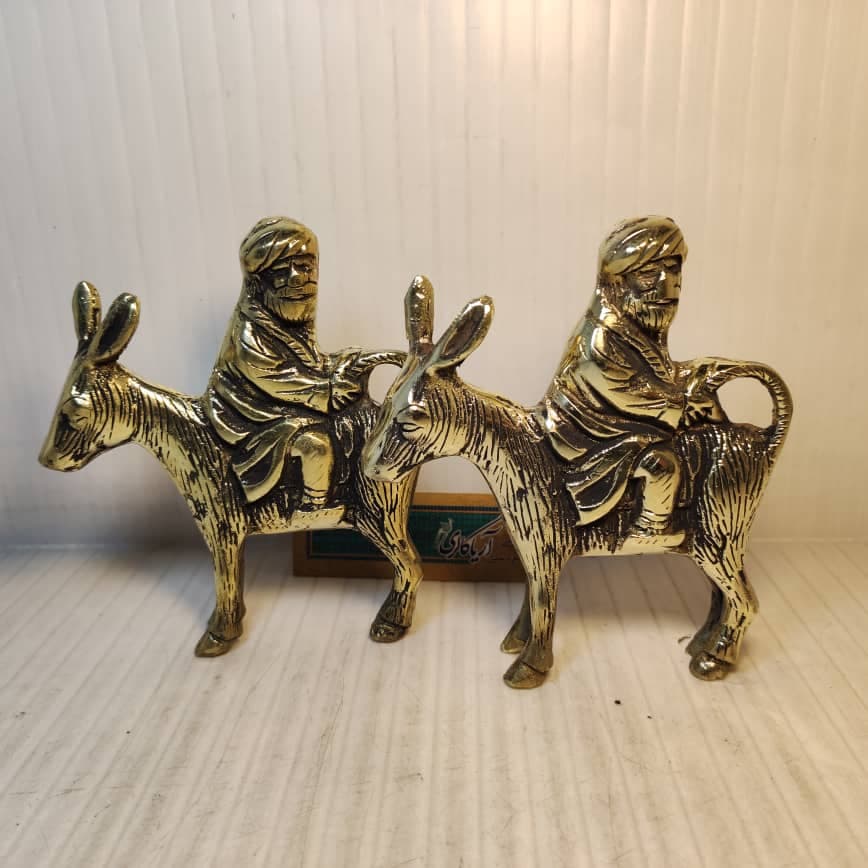مجسمه ملانصرالدین برنجی