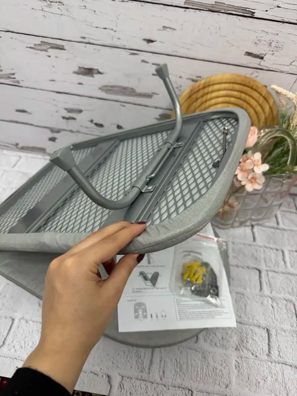 میز اتو تاشو با محفظه نگه دارنده اتو — تصویر ۳
