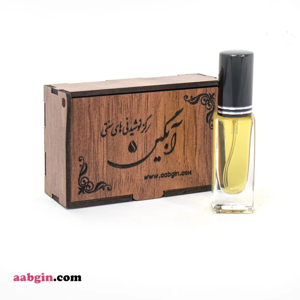 عطر نرگس (شیشه اسپری 6 گرمی)