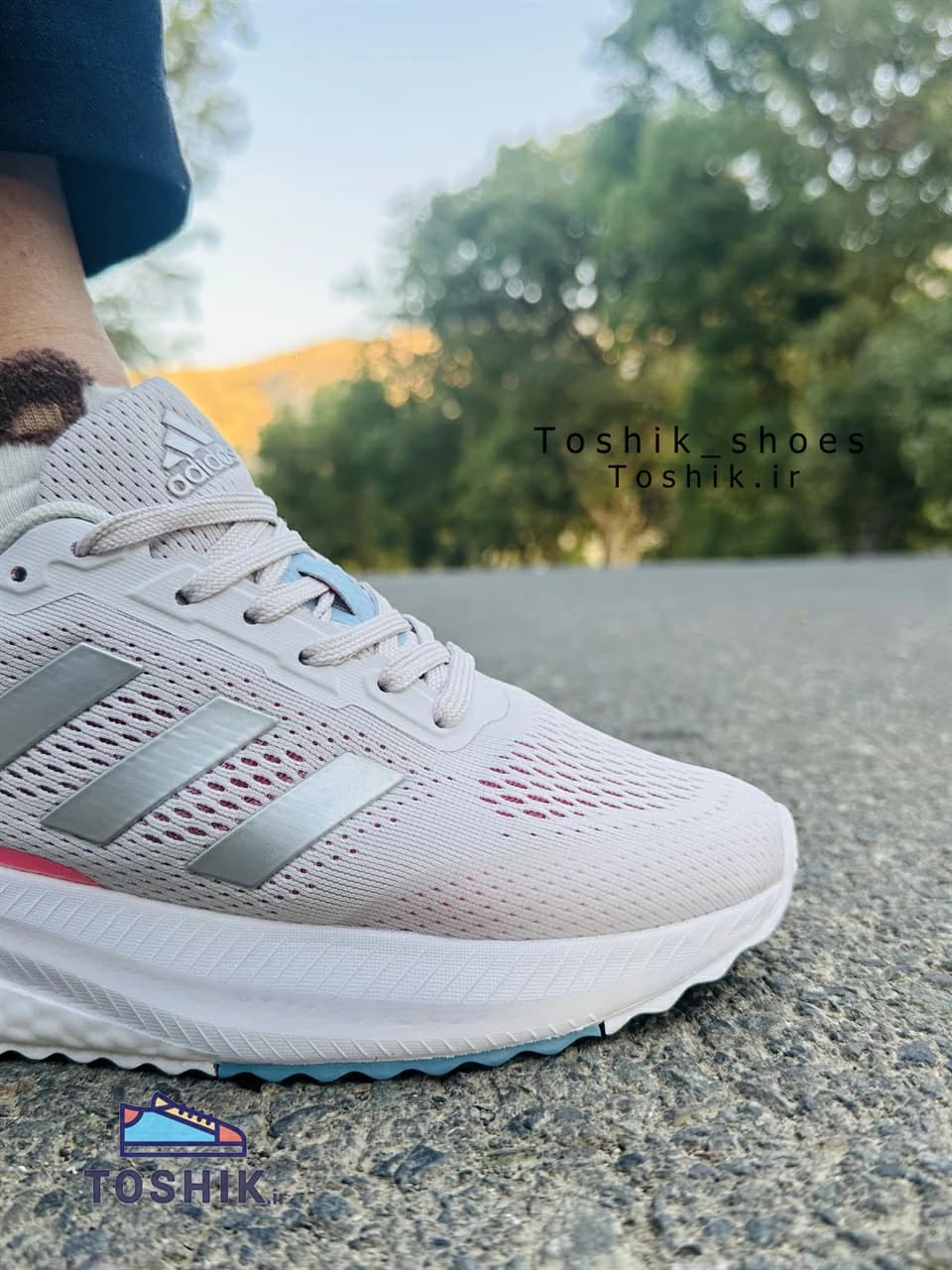 کتونی ادیداس مدل PUREBOOST رنگ سفید صورتی — تصویر ۷