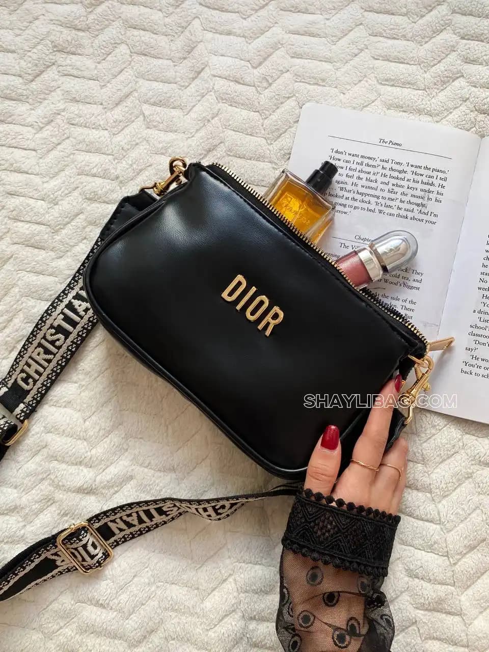 کیف دوشی زنانه مدل دیور مشکی