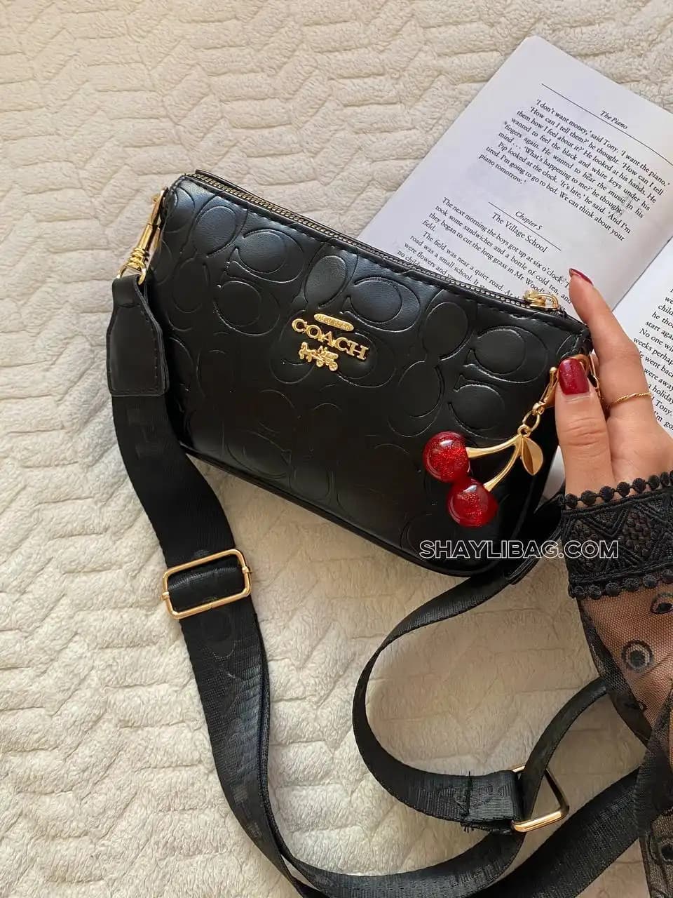 کیف دوشی زنانه مدل کوچ — تصویر ۵