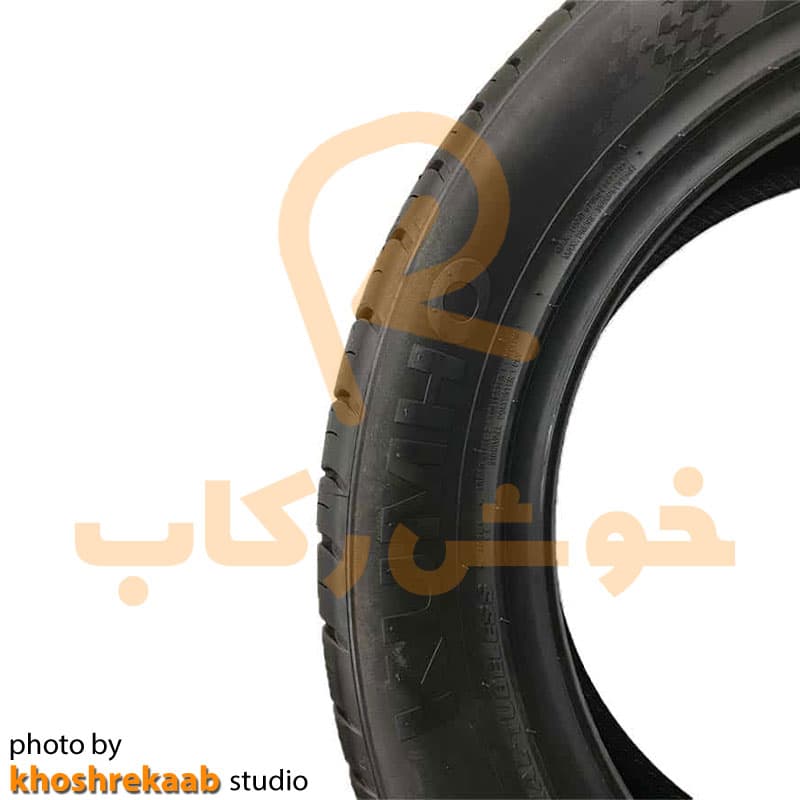 لاستیک کومهو – سایز 215/55R17 – مدل HS51 — تصویر ۳