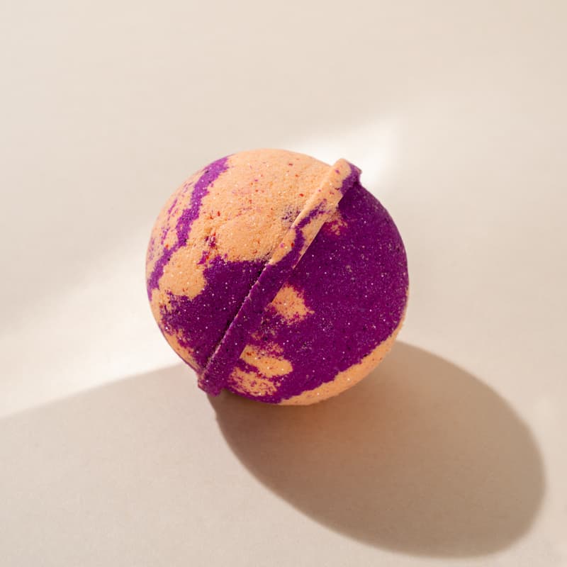 بمب حمام ویت یو مدل Blush Bubble — تصویر ۲