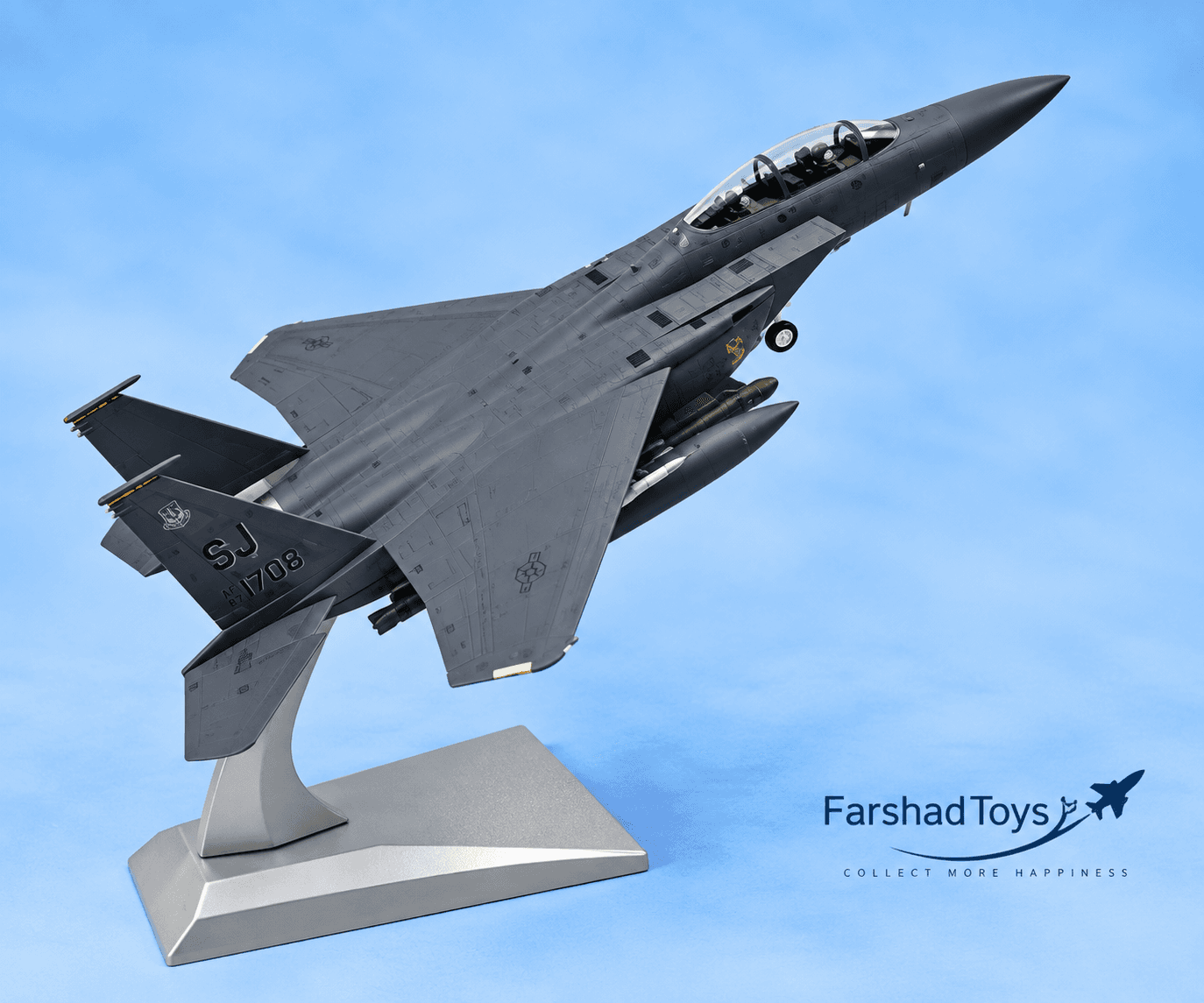 ماکت فلزی جنگنده McDonnell Douglas F-15E Strike Eagle مقیاس 1:100