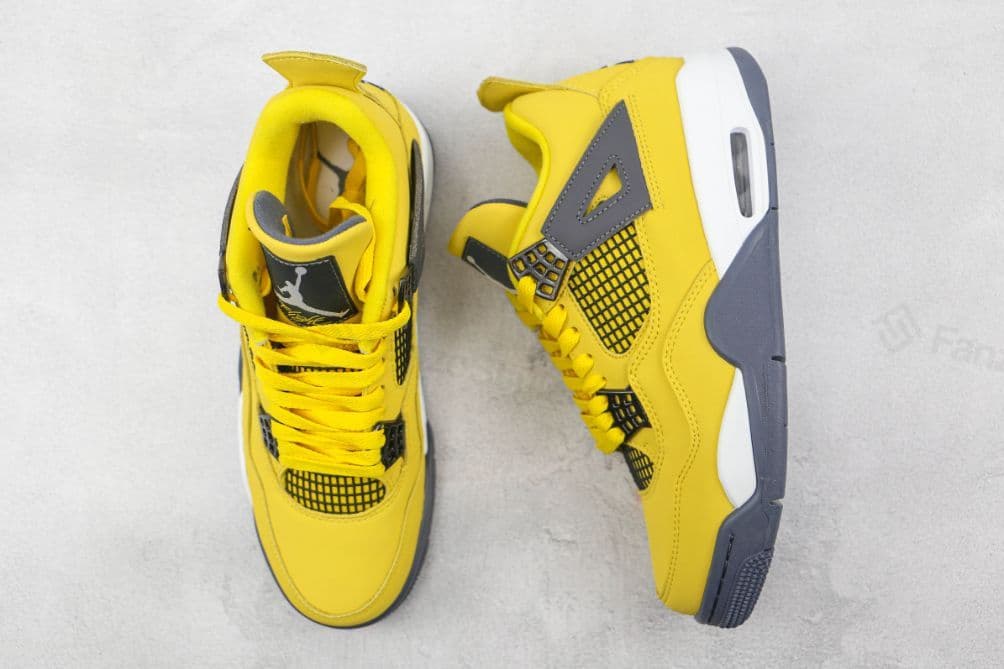 نایک ایر جردن ۴ لایتنینگ </br> Nike Air Jordan 4 Lightning — تصویر ۲