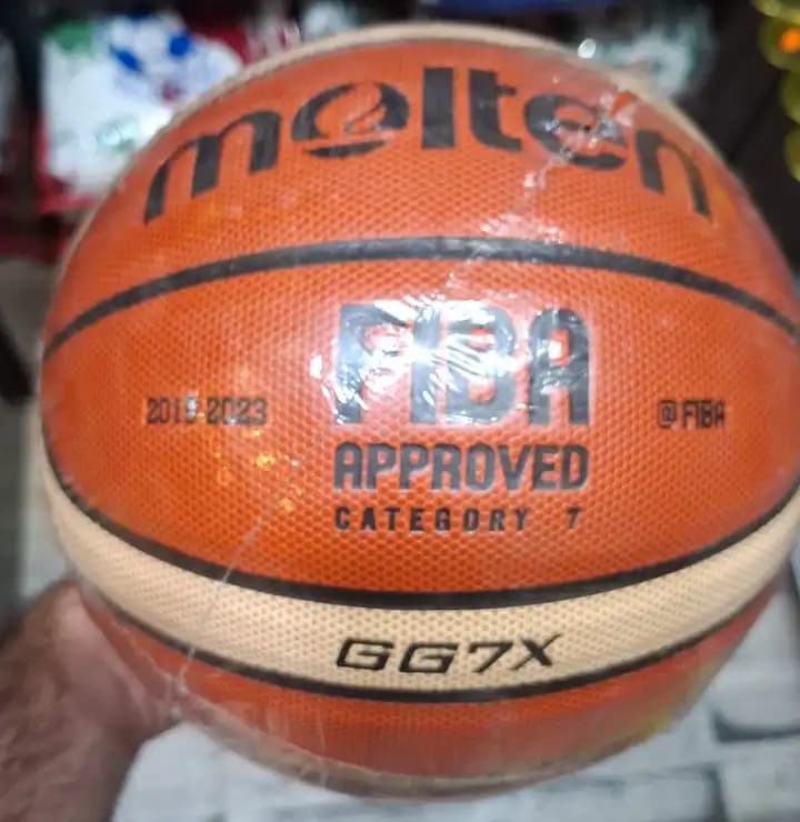 توپ بسکتبال سالنی MOLTEN GG7X سایز 7 — تصویر ۲