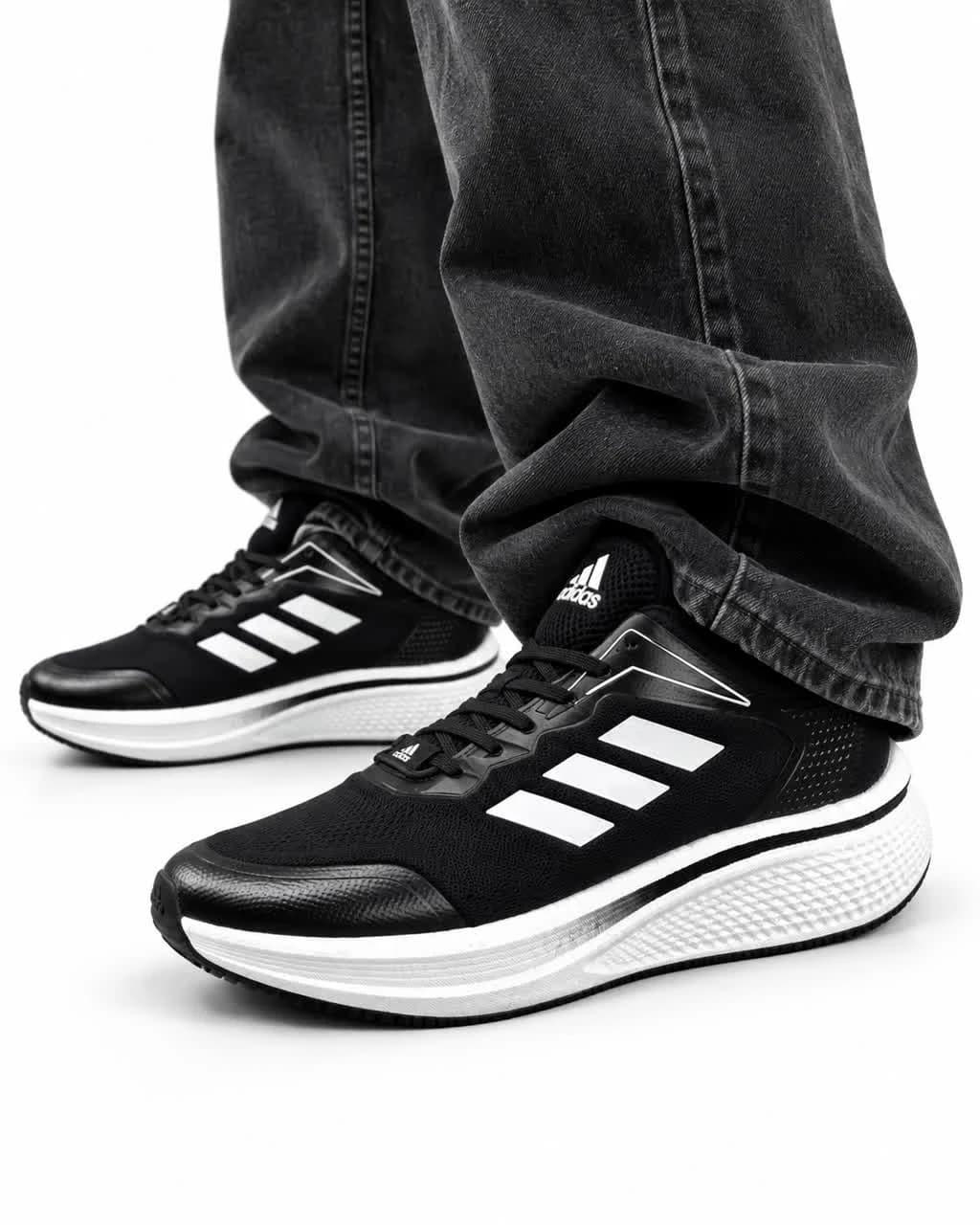 کفش کتانی مردانه بزرگ پا مدل آدیداس زیره بست مشکی سفید ADIDAS — تصویر ۲