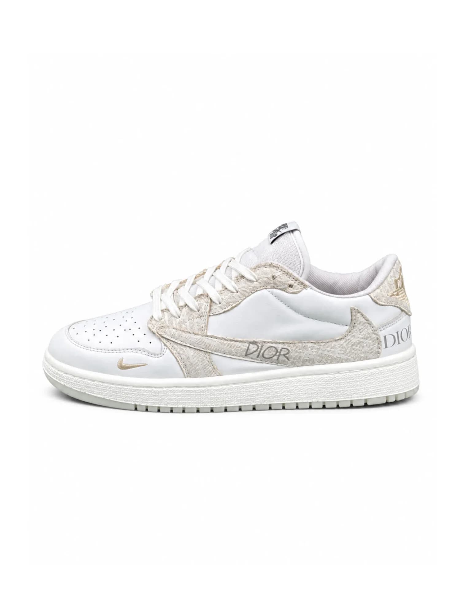 کفش کتانی مردانه مدل نایکی ترویس دیور سفید کرم Nike travis