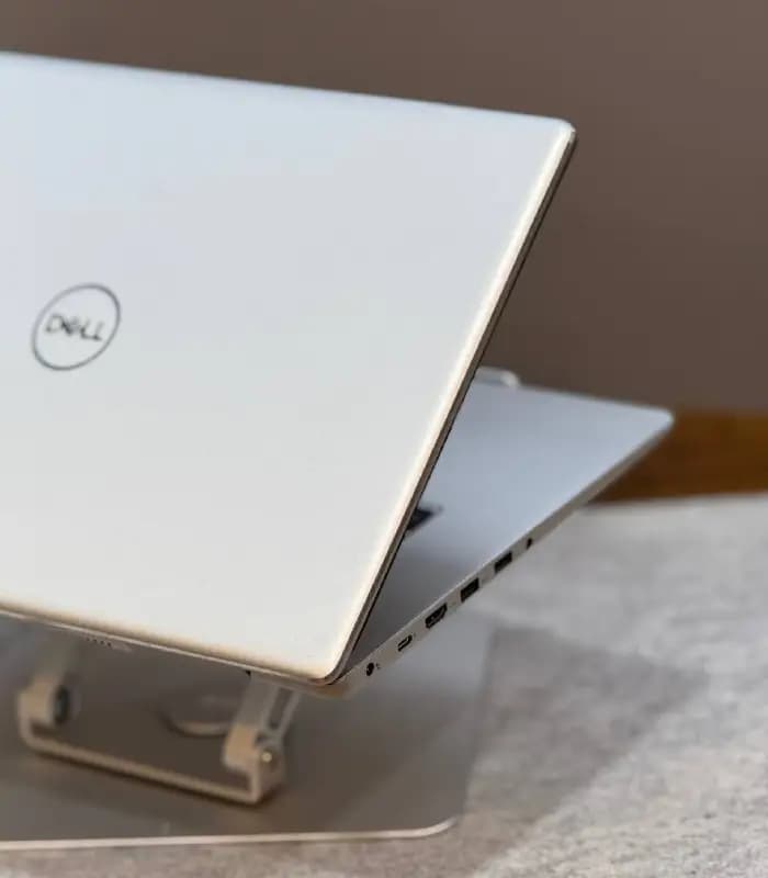 لپتاپ استوک DELL INSPIRON 7580 | I7-8565U | 16GB | 512GB | 2GB — تصویر ۴