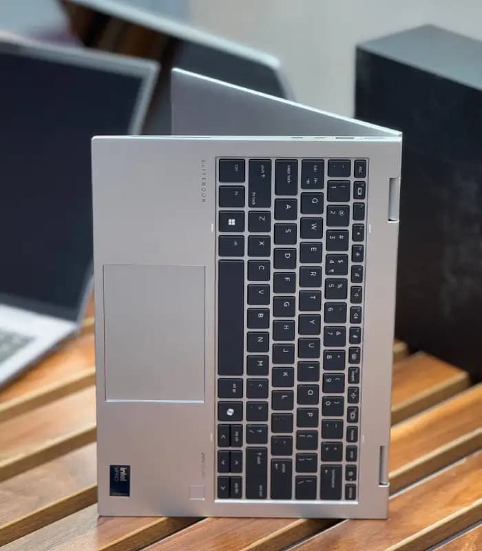 لپ‌تاپ استوک HP EliteBook 830 G11 | ULTRA 5-135U | 16GB | 512GB | INTEL — تصویر ۶