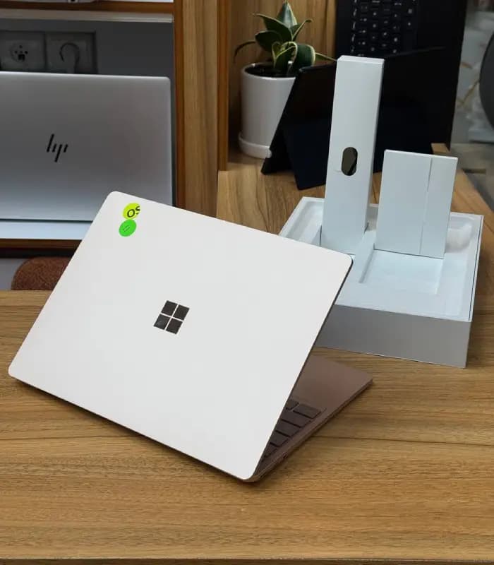 لپ‌تاپ استوک Microsoft Surface Laptop Go | I5 1035G1 | 8GB | 256GB | INTEL — تصویر ۲