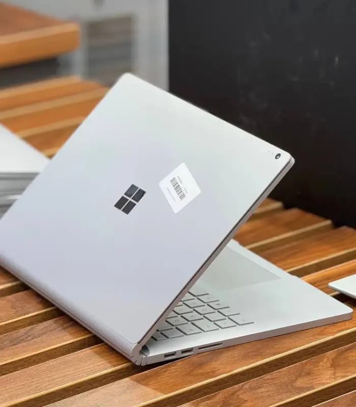 لپ تاپ استوک Microsoft Surface Book 2 | i7 8650U | 8GB | 256GB | 2GB — تصویر ۴