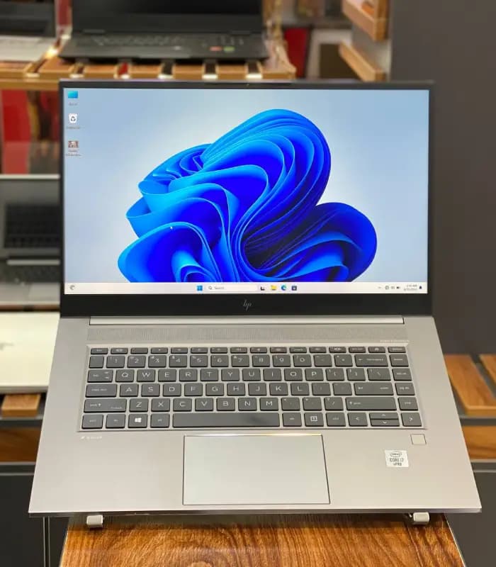 لپ‌تاپ استوک HP Zbook Studio 15 G7 | i7 10750H | 32GB | 512GB | 4GB