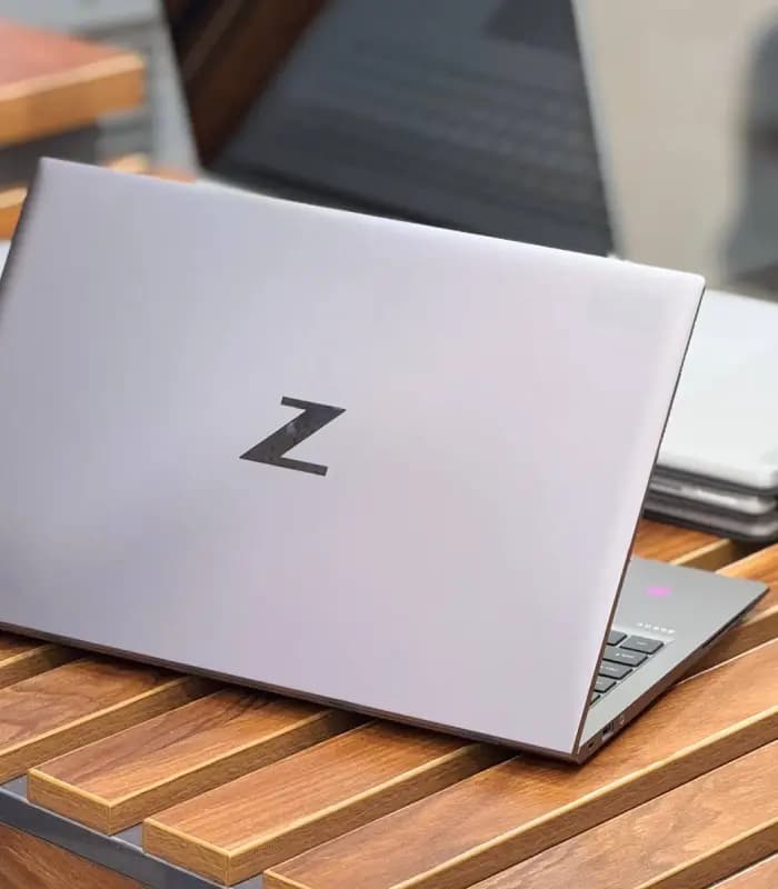 لپ‌تاپ استوک HP ZBook Firefly 15 G7 | I7 10510U | 16GB | 256GB| INTEL — تصویر ۴