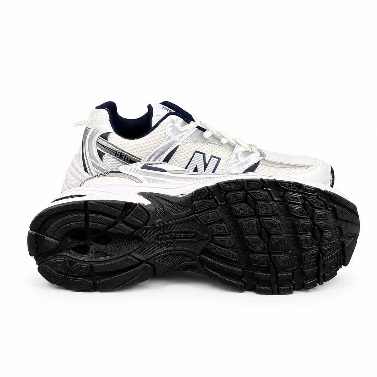 کفش کتونی بزرگپا مدل نیوبالانس 530 سفید سرمه ای New Balance — تصویر ۴