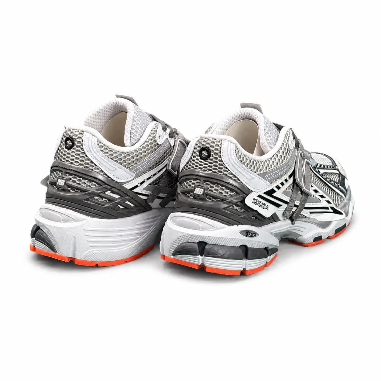 کتونی بزرگ پا نیوبالانس 1906 طوسی سفید New BALANCE 1906 — تصویر ۵