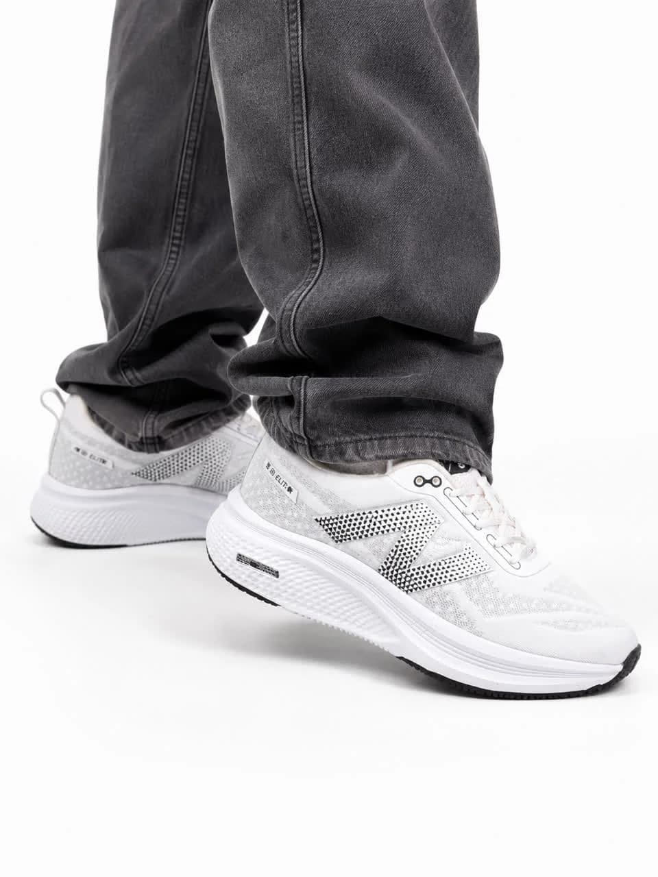 کتونی مردانه مدل رانینگ نیوبالانس سفید طوسی New BALANCE — تصویر ۲