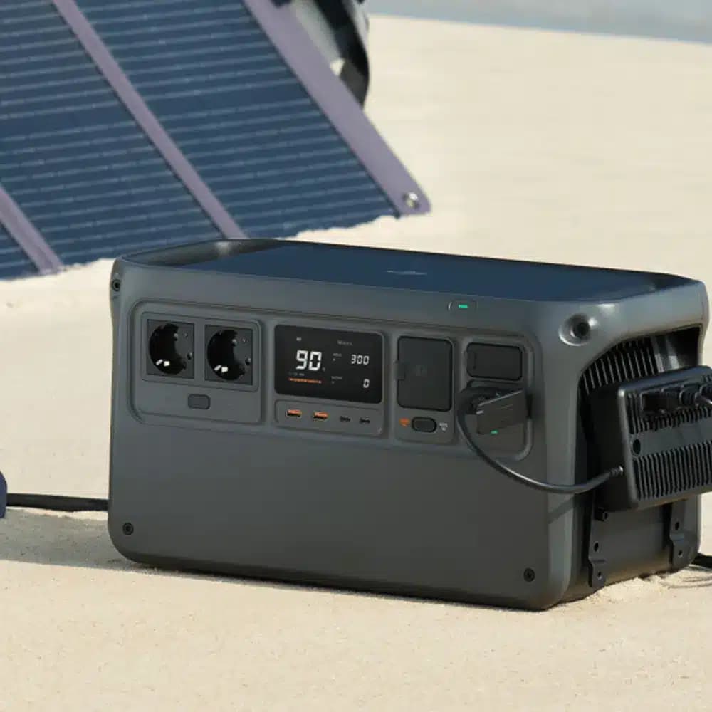 پاور استیشن دی جی آی مدل DJI Power 1000 CN ظرفیت ۱۰۲۴ واتساعت توان خروجی ۲۲۰۰ وات — تصویر ۵