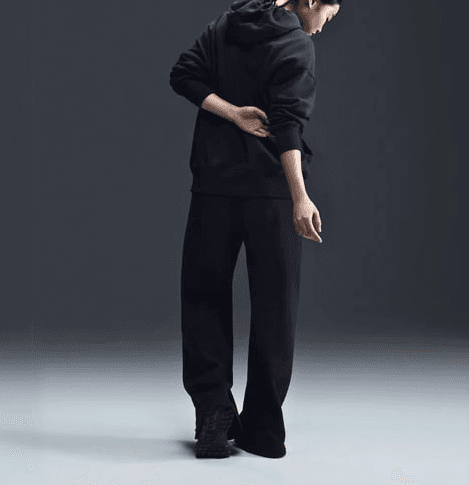 سویشرت تنیس زنانه نایک NikeCourt Heritage Phoenix Fleece – مشکی — تصویر ۴