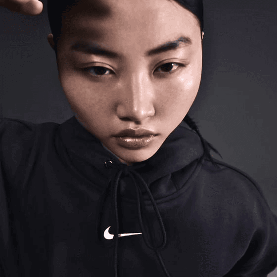 سویشرت تنیس زنانه نایک NikeCourt Heritage Phoenix Fleece – مشکی — تصویر ۵