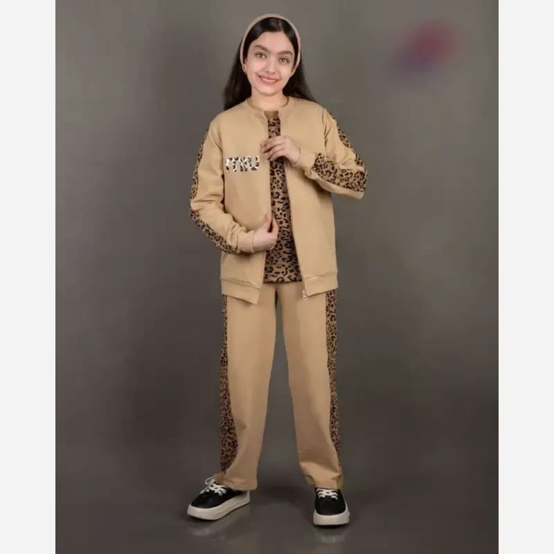 ست سه تیکه سویشرت و شلوار و تاپ دخترانه دورس دو نخ پلنگی