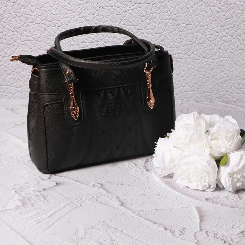 کیف چرم زنانه سایز متوسط مدل رودوشی کدKIFZ21 — تصویر ۴