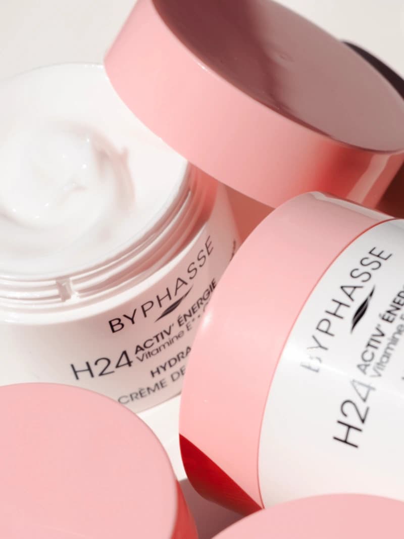 کرم روز و شب آبرسان 24 ساعته بایفاس Byphasse مدل H24 Hydra’Confort | حجم 60 میلی‌لیتر — تصویر ۴