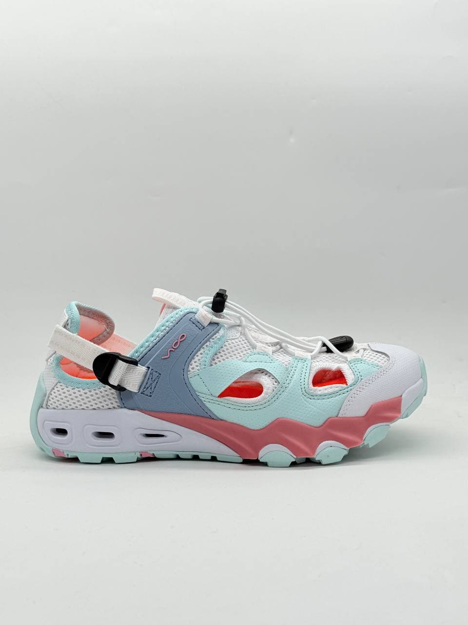کفش ویکو سفید آبنباتی Candy white Vico shoes